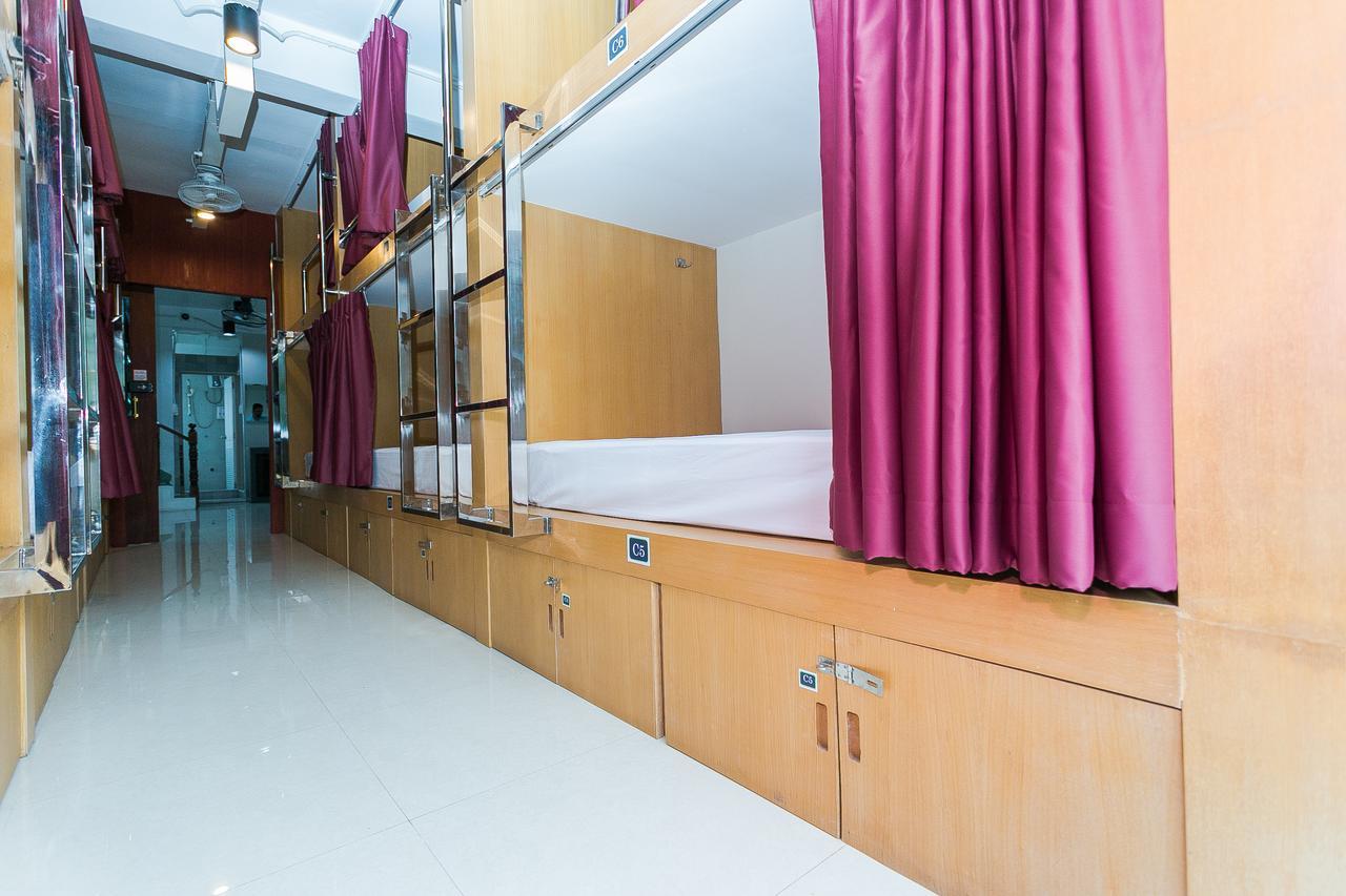 Alphabed Hostel 방콕 외부 사진